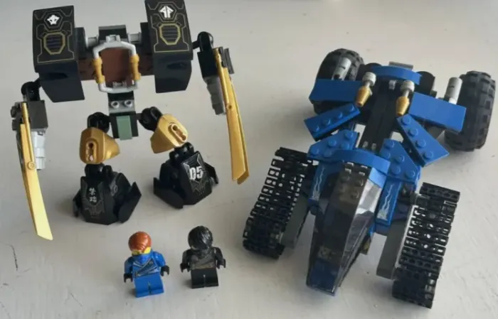 Lego Ninjago - 70723  - Thunder Raider