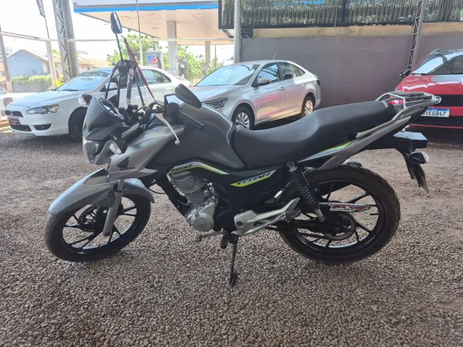 Moto titan 2020