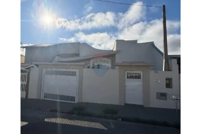 "Casa dos Sonhos: Aluguel em São Roque - SP"