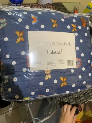 Duas colchas com fronha nova cama king