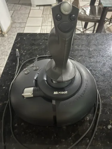 Joystick simulador de Voo - SideWinder Force Feedback 2