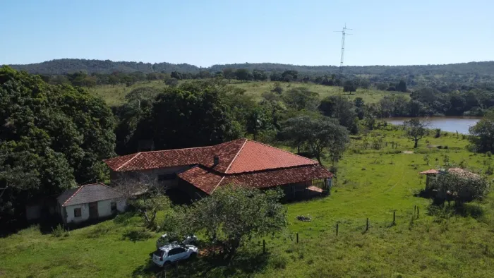 Fazenda 48 Alqueires Casa Sede 3 Dorms 1 Suíte, 6 Galpões Grandes, Curral, Paiol, Represa