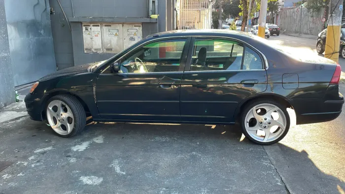 Honda Civic Sedan LX 1.7 16V 115cv Mec. 4P 2002