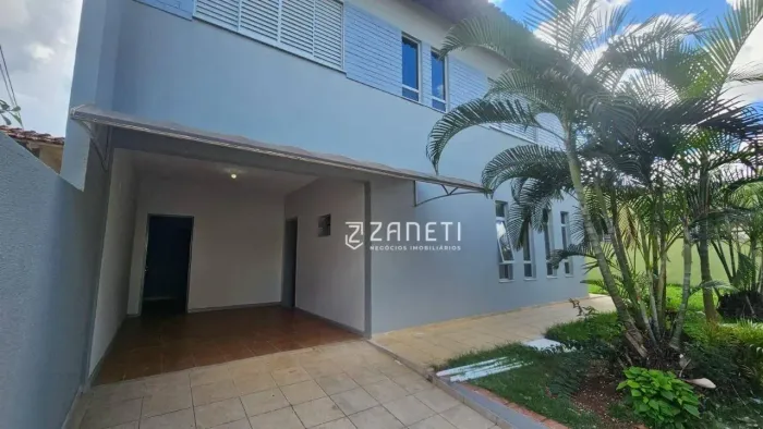 Sobrado com 3 dormitórios para alugar, 187 m² por R$ 2.800,00/mês - Vila Zelina - Londrina