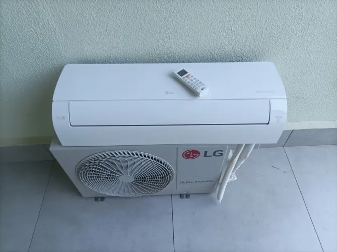 Vendo ar condicionado 12 mil btu LG Dual inverter instalado