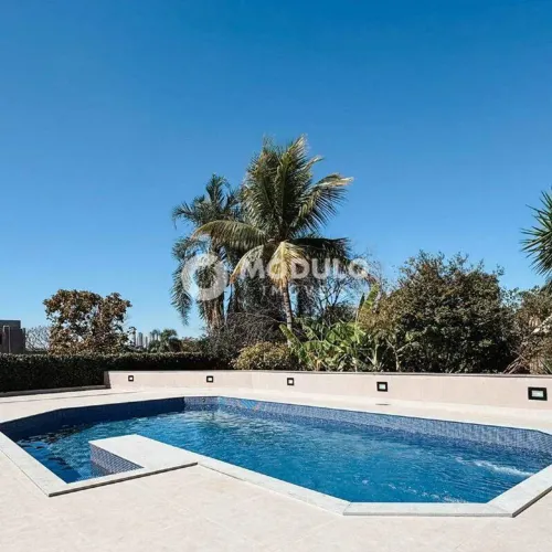 Casa residencial disponível para locação no bairro Cidade Jardim.