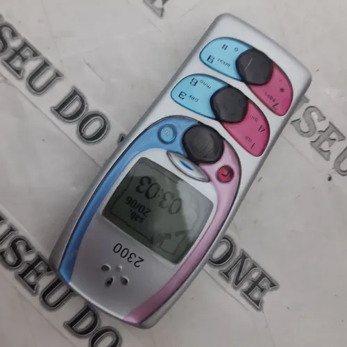 Nokia 2300 Floratta celular antigo RELIQUIA de chip