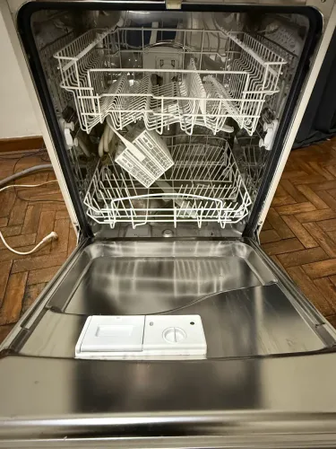 Lava Louça Electrolux Blue Touch - 12 serviços (série LE12X)