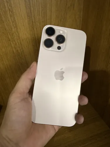 Iphone 16 Pro Max 256 Bateria 92% - Semi Novo - com garantia