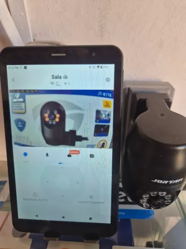 Câmera de Vigilância Tomada Wi-fi 360° Acesso Remoto Via Aplicativo no Celular