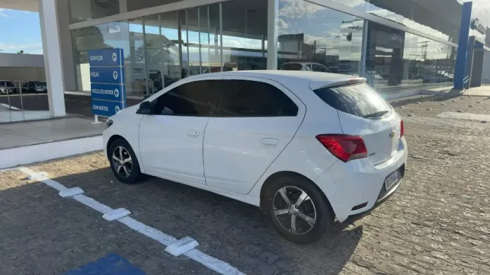 Chevrolet Onix Hatch LTZ 1.4 8V Flex Aut. 4P 2019