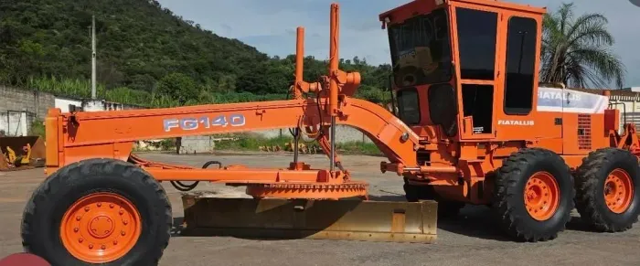 Motoniveladora Fiatallis FG140 - 2001