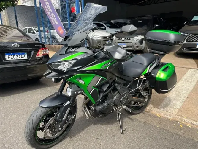 kawasaki / Versys 650 Tourer ABS + ÚNICO DONO