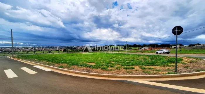 Terreno no Condomínio de Alto Padrão Vila América - Nova Odessa