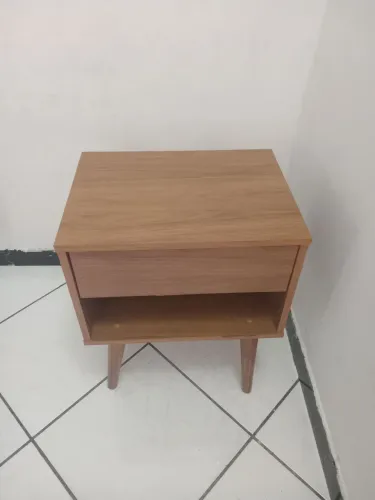 Mesa de Cabeceira