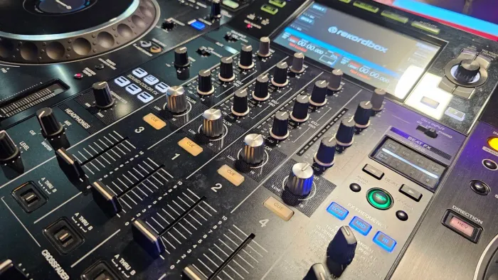 Pioneer Xdj Xz C/ Case