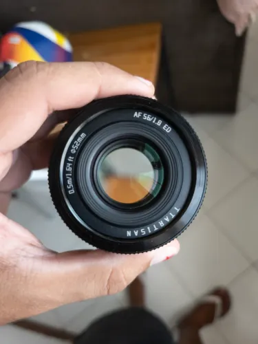 Lente TTArtisan 56mm F1.8 AF para Sony E