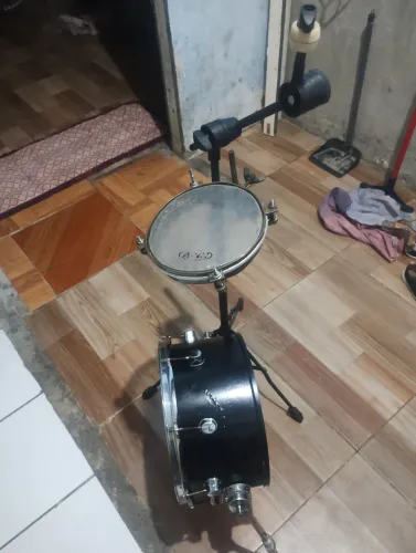 Bateria musical para barzinho