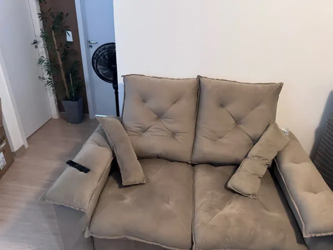 Vendo sofá semi novo