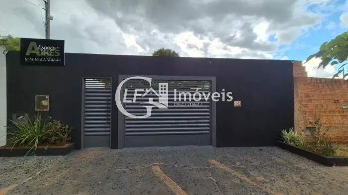 Salão de Festas Comercial à Venda em Campo Grande-MS, Jardim Los Angeles: 2 Banheiros, 5 V