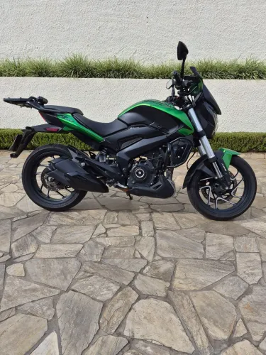 Dominar 400