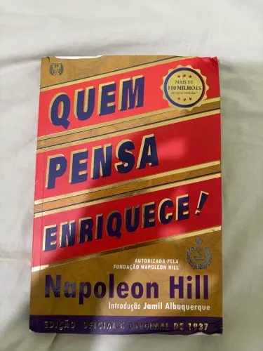 Livro Quem pensa enriquece