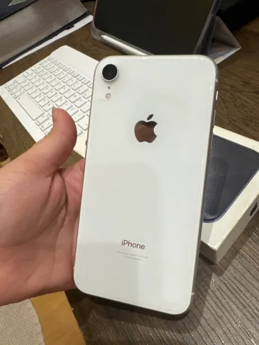 iPhone XR