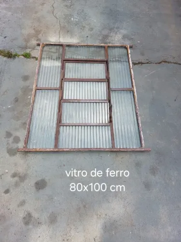 Vitrô de ferro (somente retirada ou lalamovie)