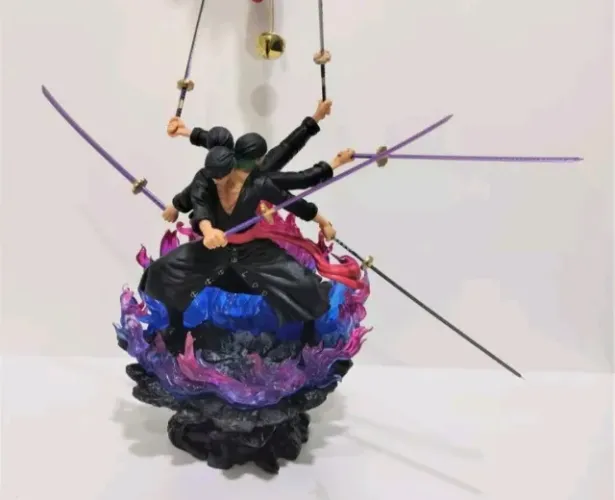 Action Figure Zoro 28 cm com espadas material PVC linha chinesa