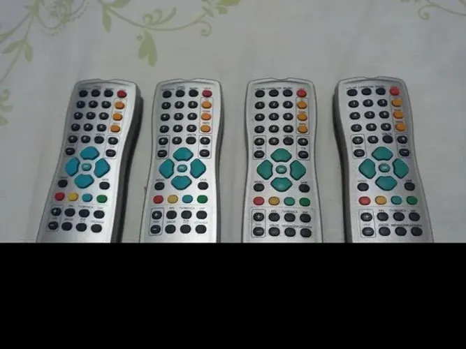 Vendo controle Remoto para TV a Cabo veja modelo na foto (veja descrição).
