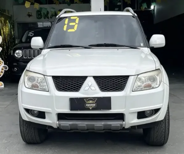 Mitsubishi Pajero TR4 2.0 Flex 16V 4X2 Aut. 2013