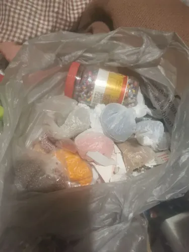Lote de miçangas e vidrinhos(várias cores e tamanhos) para bordado artesanato