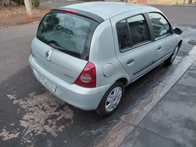 Renault Clio Campus Hi-flex 1.0 16V 5P 2009