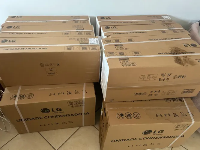 SPLIT LG HW 12K 220 F VOICE R-32 IN