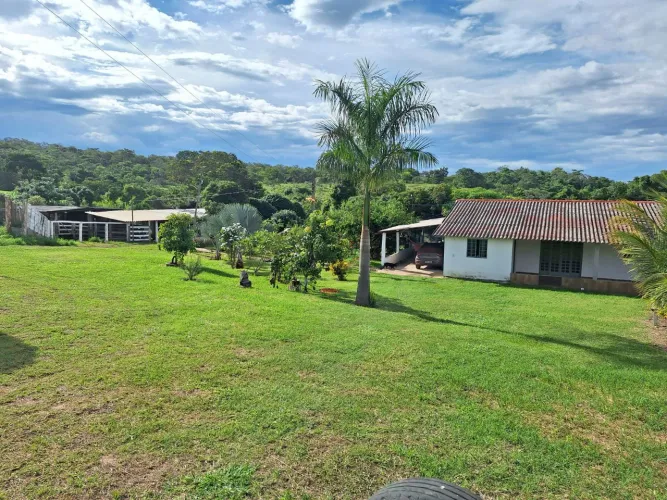 FAZENDA À VENDA - PORTEIRA FECHADA , localizado em Santa Rosa