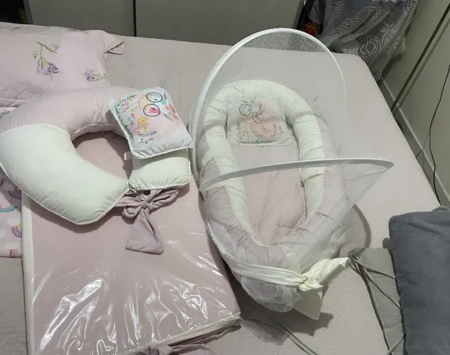 Kit ninho almofada amamentação e trocador bebê menina
