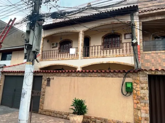 Bangu / Parque Leopoldina: Linda casa 4 quartos com piscina.