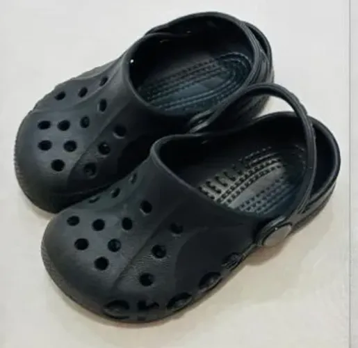 CROCS CLASSIC CLOG KIDS - Tam 6-7 (equivalente a 24 - 25)