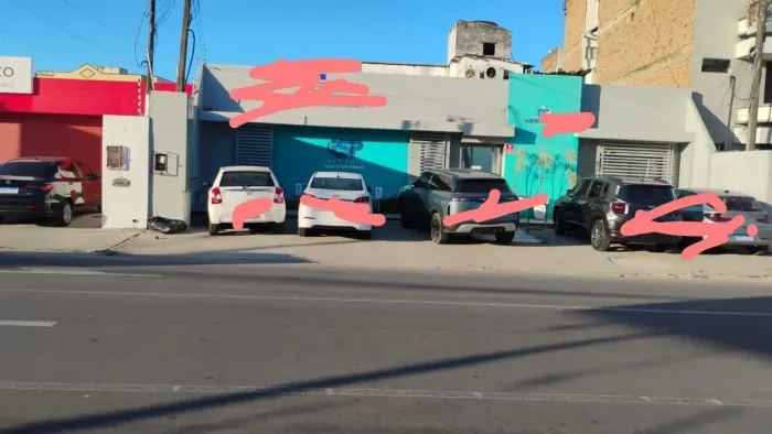 Aluga-se imóvel comercial