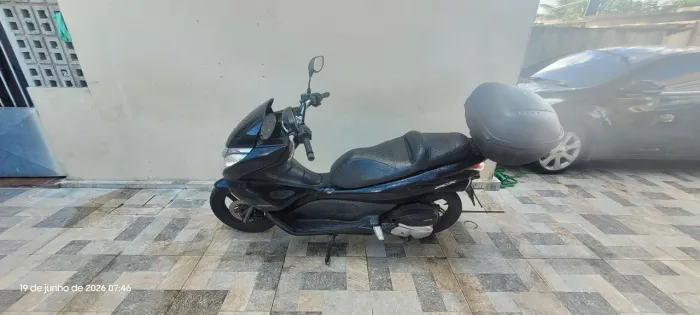Pcx 150cc 2015  muito conservada 