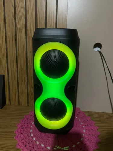 Caixa de Som Bluetooth 30W RGB LED + Rádio FM/USB/TWS - Perfeita p/ Festa, Praia e Viagem!