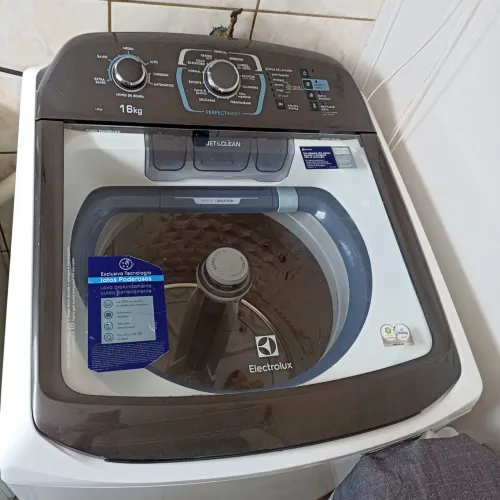 Lava roupas Eletrolux 16kg jetclean