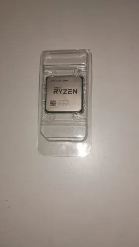 Ryzen 3 2200G - troco por placa de vídeo de 2/4gb ou gabinete gamer