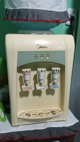 Bebedouro midea 3 torneiras