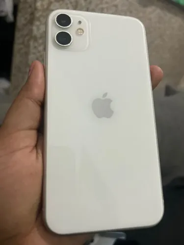 iPhone 11 68 GB 