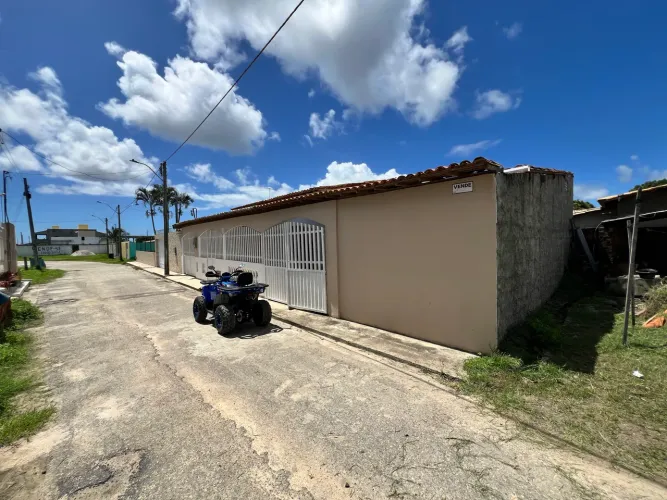 VD Casa + terreno em Terra Caída 