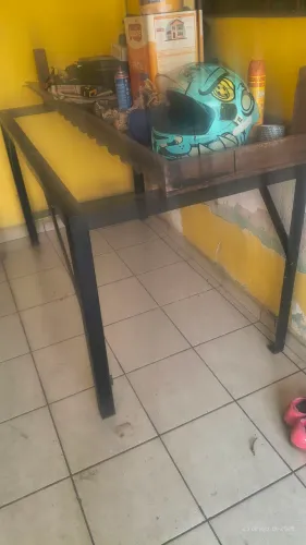 SUPORTE DE FERRO