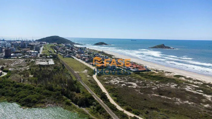 Terreno à venda, 1465 m² por R$ 3.000.000,00 - Centro - Imbituba/SC