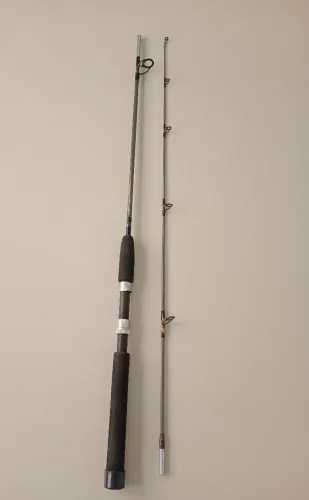 Vara de Pesca Solid Pomer ML2-180 2 Partes 1,80m