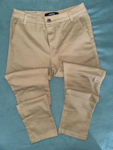 Calça em alfaiataria na cor areia n° 42